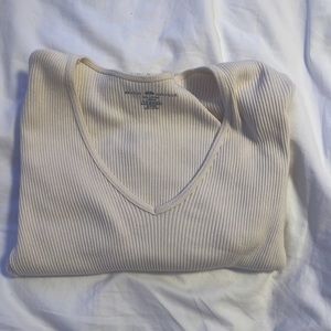 Cream v-neck long sleeve